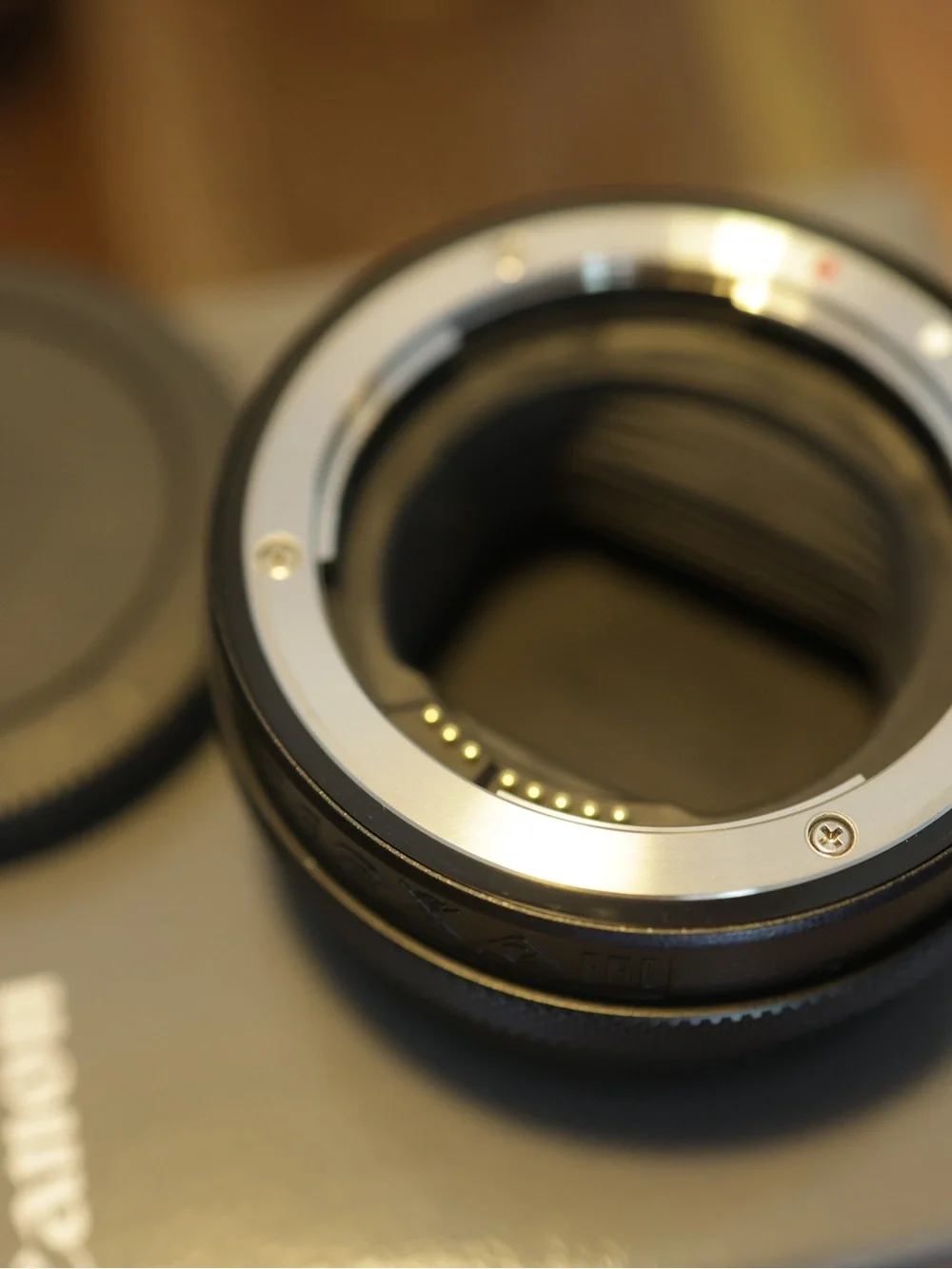 Canon Black EF-EOS R Mount Adapter with Knurled Control Ring